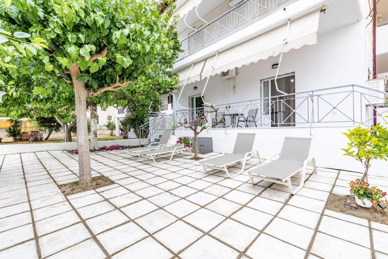 Skioni Apartments เนอา สกีโอนี ภายนอก รูปภาพ