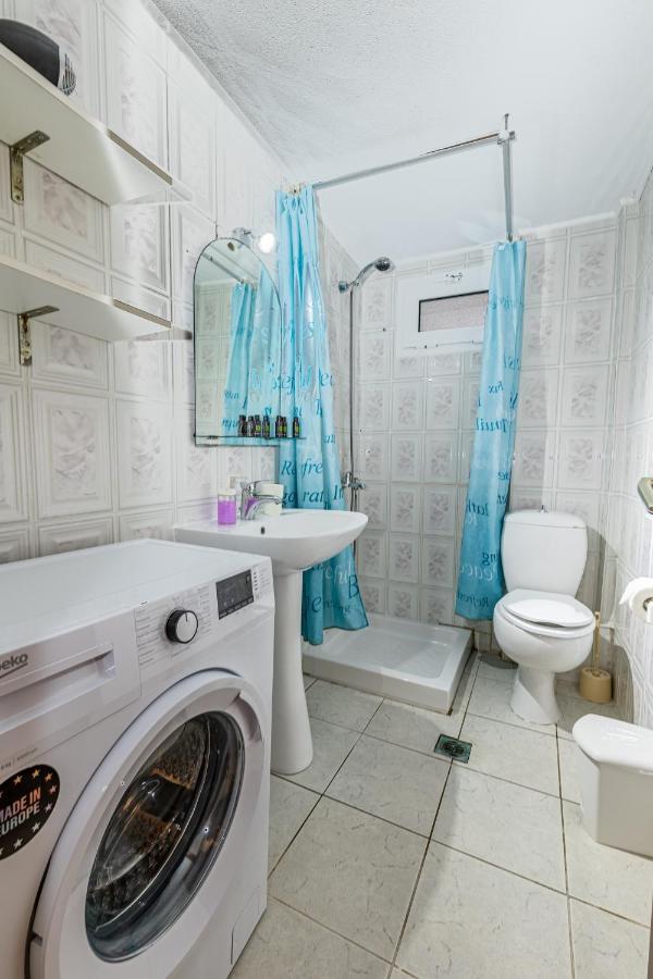 Skioni Apartments เนอา สกีโอนี ภายนอก รูปภาพ