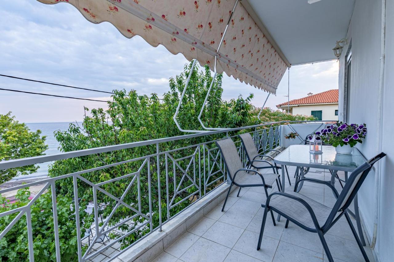 Skioni Apartments เนอา สกีโอนี ภายนอก รูปภาพ
