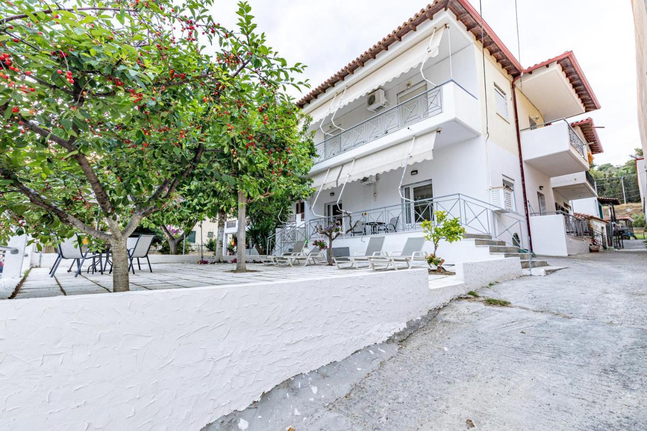 Skioni Apartments เนอา สกีโอนี ภายนอก รูปภาพ